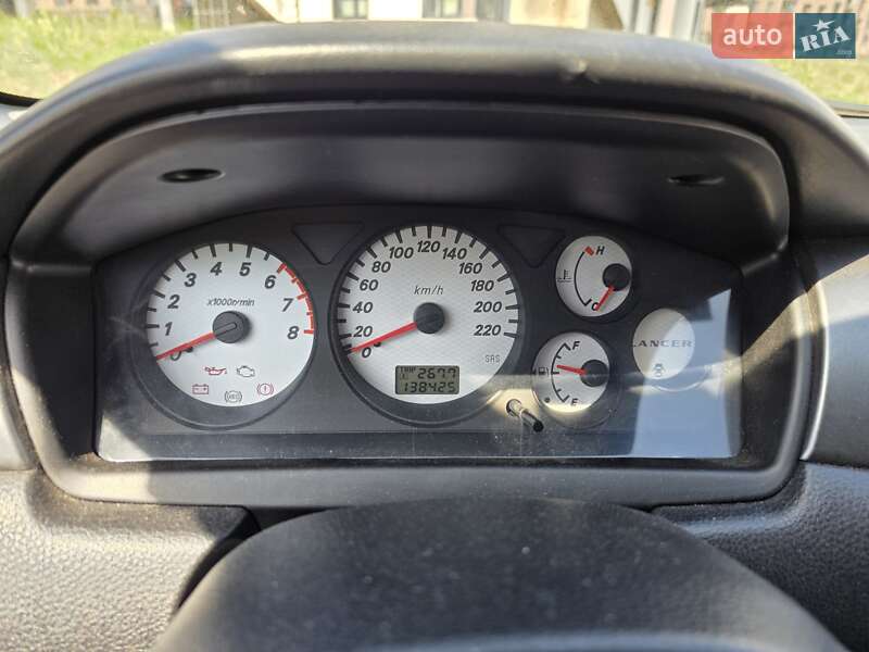 Седан Mitsubishi Lancer 2007 в Луцке