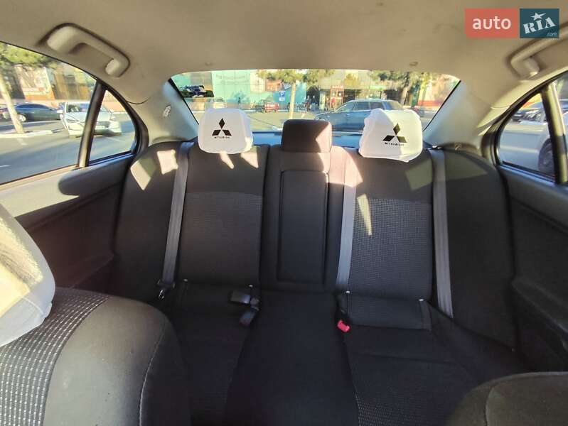 Седан Mitsubishi Lancer 2008 в Одессе
