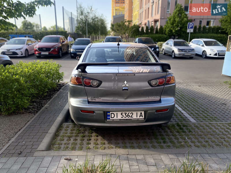Седан Mitsubishi Lancer 2014 в Киеве