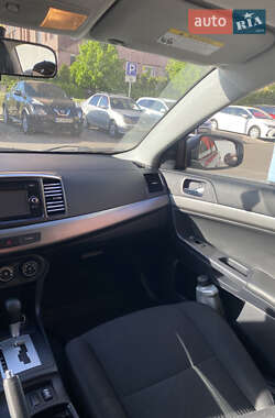 Седан Mitsubishi Lancer 2014 в 