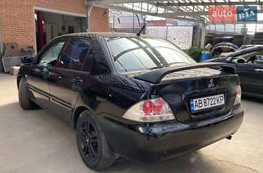 Седан Mitsubishi Lancer 2004 в 