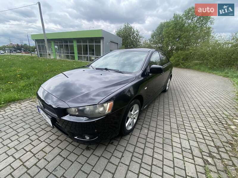 Седан Mitsubishi Lancer 2008 в Львові