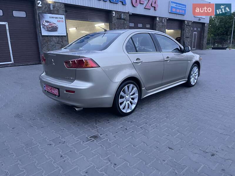Седан Mitsubishi Lancer 2008 в Луцьку