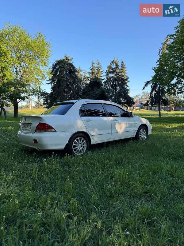 Седан Mitsubishi Lancer 2009 в Славянске