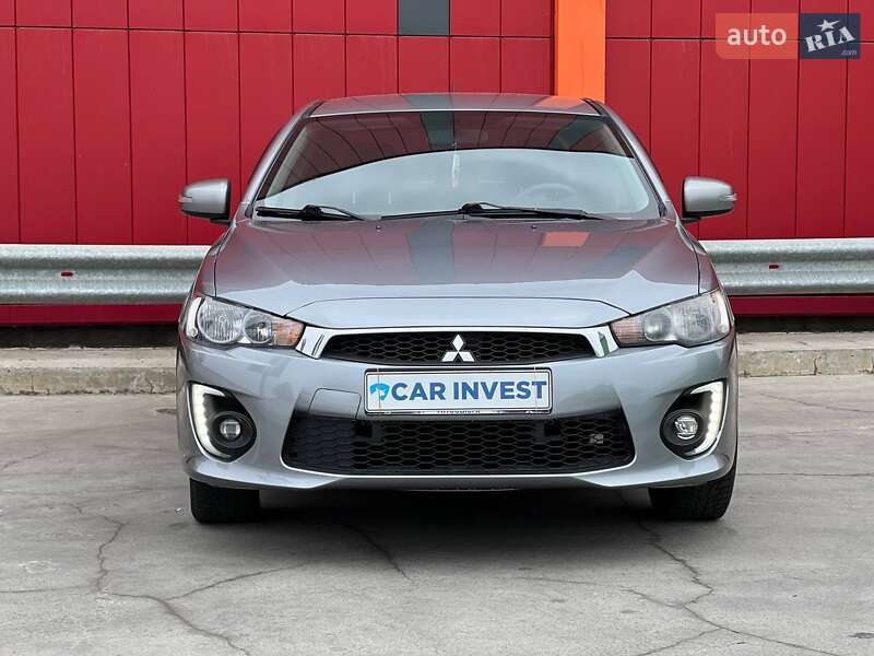 Седан Mitsubishi Lancer 2016 в Киеве