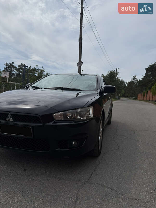 Седан Mitsubishi Lancer 2008 в Днепре