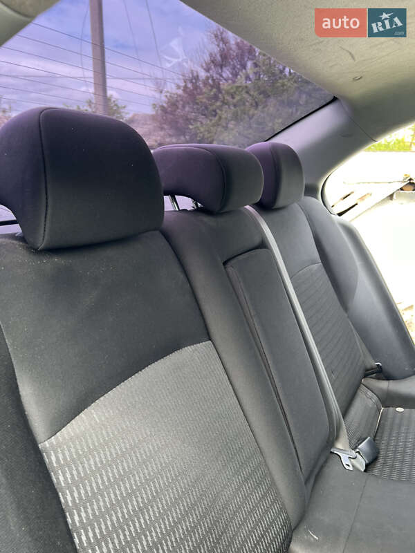Mitsubishi Lancer 2012