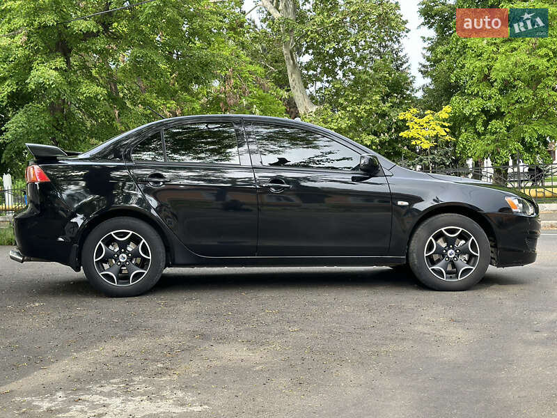 Седан Mitsubishi Lancer 2008 в Ізмаїлі