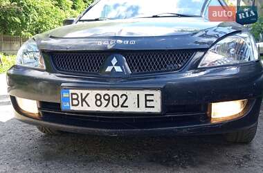 Седан Mitsubishi Lancer 2006 в Ровно