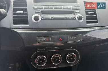 Седан Mitsubishi Lancer 2012 в 