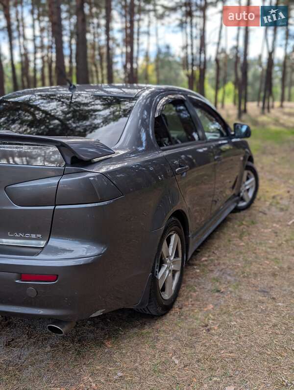 Седан Mitsubishi Lancer 2007 в Рава-Русской