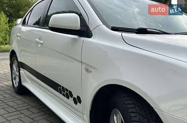 Седан Mitsubishi Lancer 2012 в 