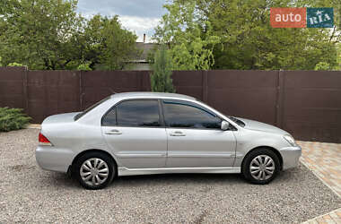 Седан Mitsubishi Lancer 2004 в 