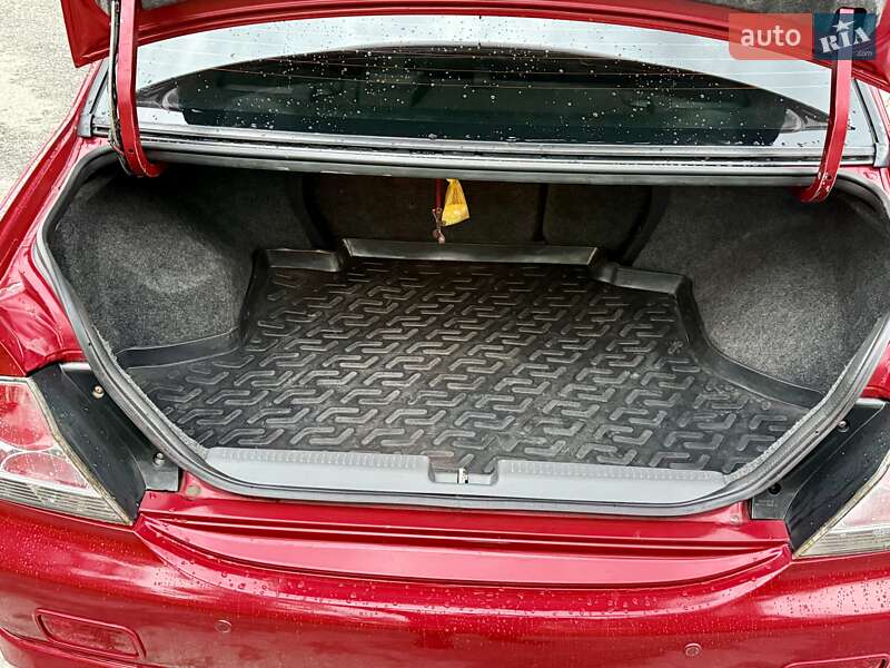 Седан Mitsubishi Lancer 2007 в Киеве