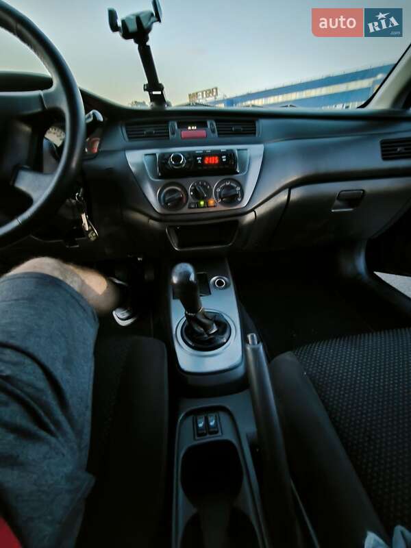 Универсал Mitsubishi Lancer 2005 в Киеве