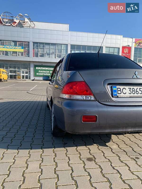 Седан Mitsubishi Lancer 2007 в Николаеве