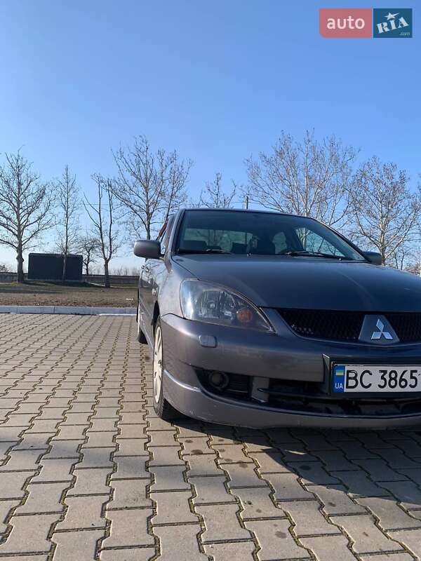 Седан Mitsubishi Lancer 2007 в Николаеве