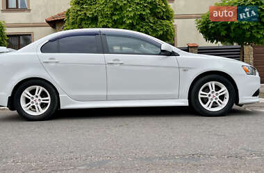 Седан Mitsubishi Lancer 2011 в 