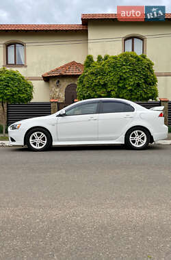 Седан Mitsubishi Lancer 2011 в 