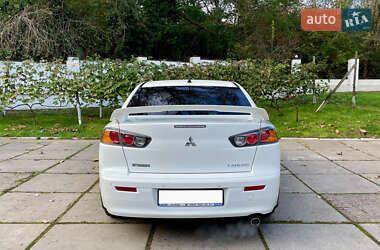 Седан Mitsubishi Lancer 2011 в 