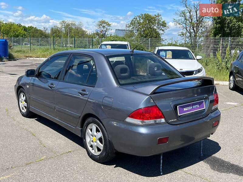 Седан Mitsubishi Lancer 2006 в Одесі