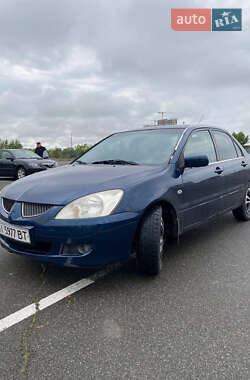 Седан Mitsubishi Lancer 2004 в Києві