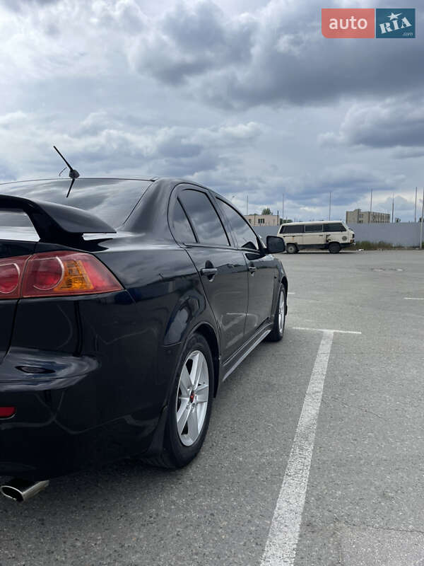 Седан Mitsubishi Lancer 2007 в Києві