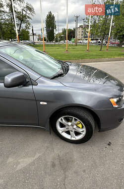 Седан Mitsubishi Lancer 2011 в 