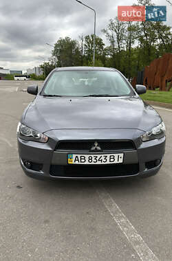 Седан Mitsubishi Lancer 2011 в 