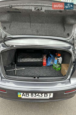 Седан Mitsubishi Lancer 2011 в 