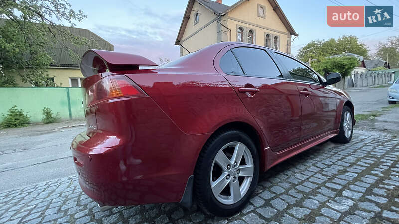 Седан Mitsubishi Lancer 2008 в Киеве