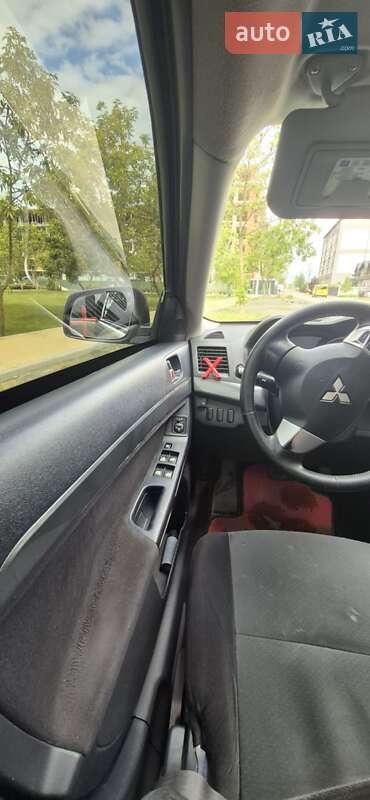 Седан Mitsubishi Lancer 2008 в Ужгороде