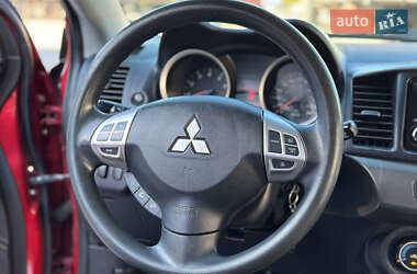 Седан Mitsubishi Lancer 2013 в 