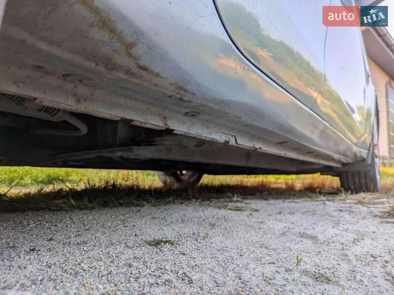 Седан Mitsubishi Lancer 2009 в Києві