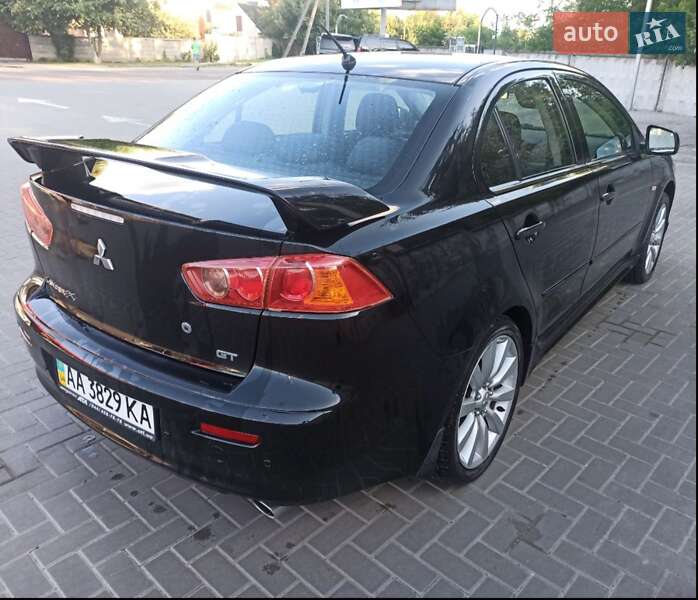 Седан Mitsubishi Lancer 2009 в Борисполе