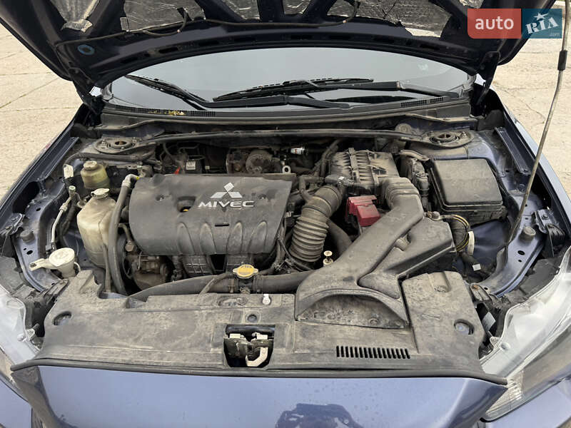 Седан Mitsubishi Lancer 2007 в Запорожье