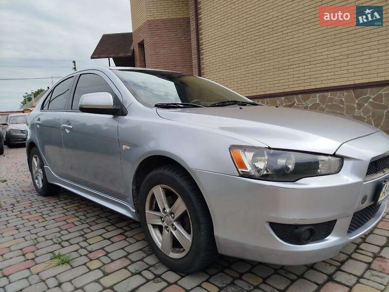 Хэтчбек Mitsubishi Lancer 2009 в Броварах