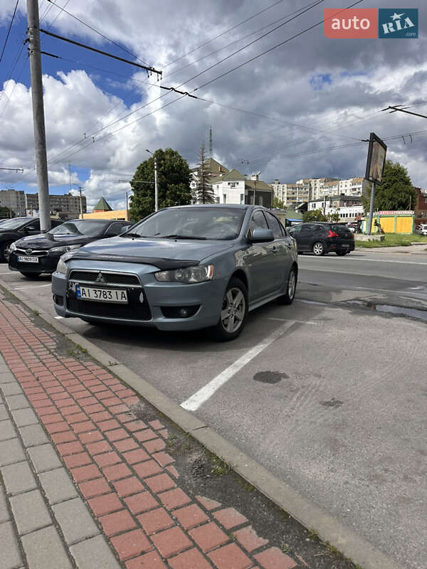 Седан Mitsubishi Lancer 2010 в 