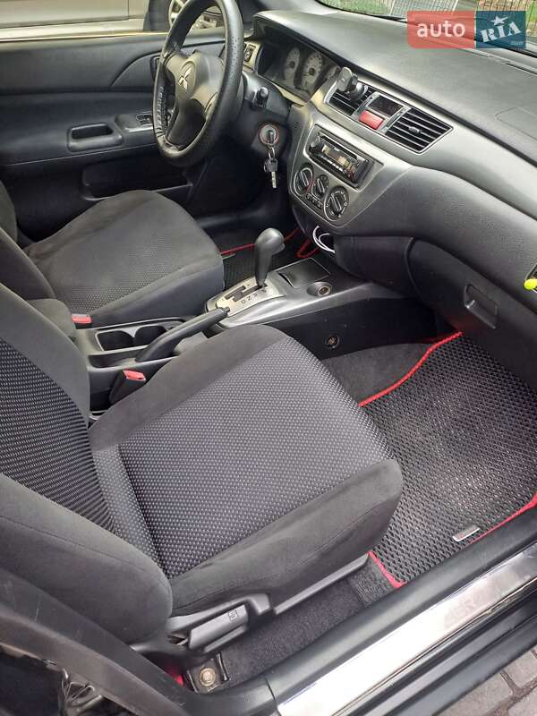 Седан Mitsubishi Lancer 2008 в Днепре