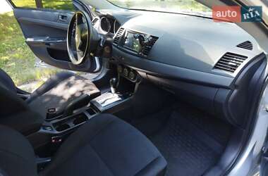 Седан Mitsubishi Lancer 2014 в 