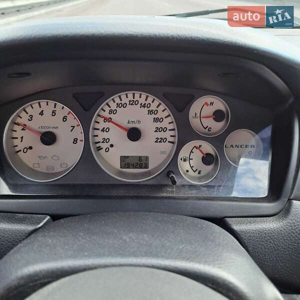 Седан Mitsubishi Lancer 2006 в Запорожье