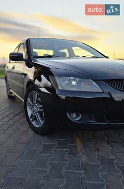 Седан Mitsubishi Lancer 2004 в Києві