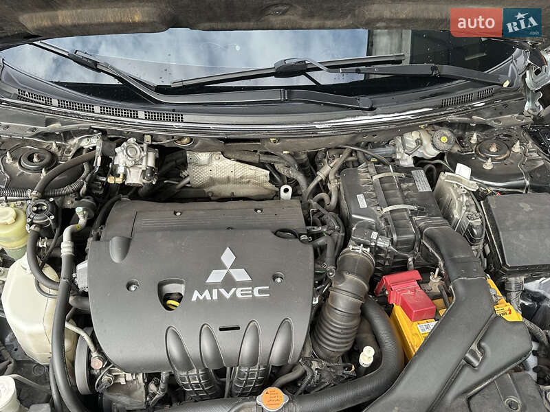 Седан Mitsubishi Lancer 2008 в Одессе