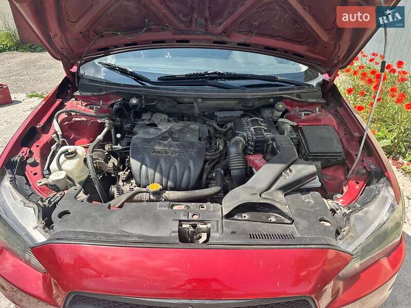 Седан Mitsubishi Lancer 2011 в Криничках