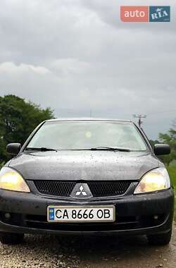 Седан Mitsubishi Lancer 2004 в Кодыме