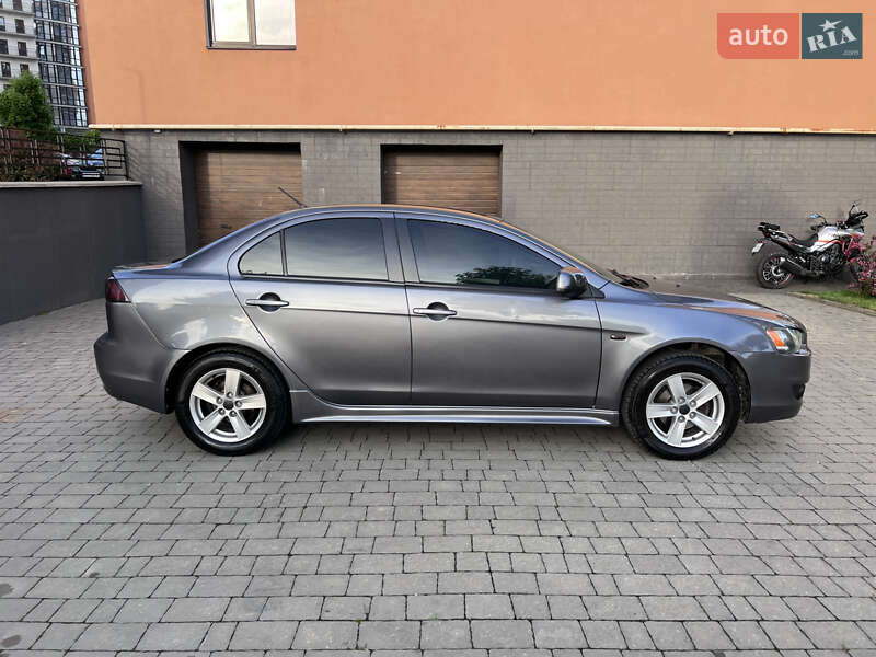Седан Mitsubishi Lancer 2007 в Івано-Франківську
