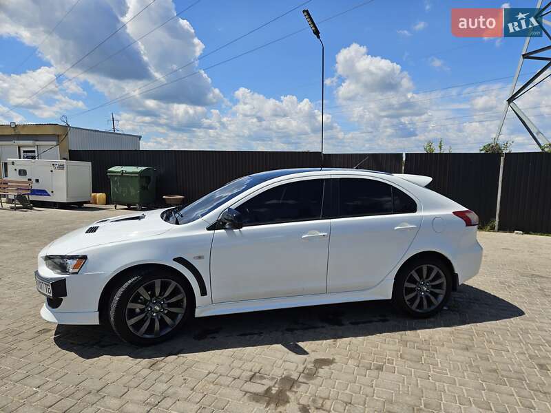 Хэтчбек Mitsubishi Lancer 2009 в Одессе