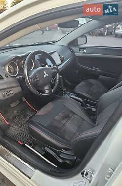 Хэтчбек Mitsubishi Lancer 2009 в 