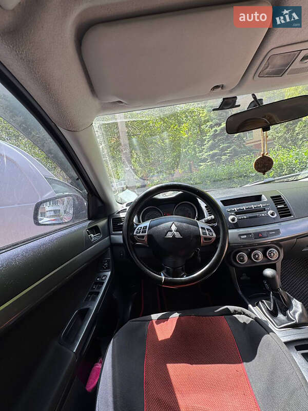 Седан Mitsubishi Lancer 2008 в Одессе