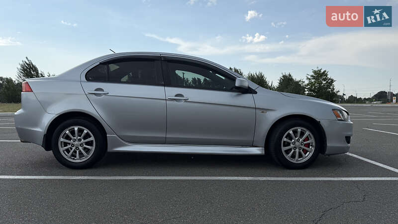 Седан Mitsubishi Lancer 2011 в Києві фото 2 Седан Mitsubishi Lancer 2011 в Києві
